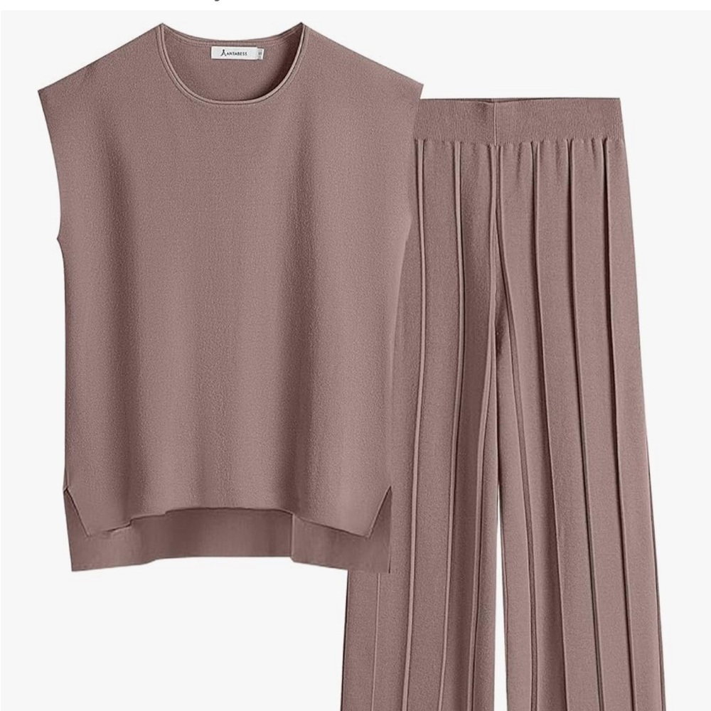 Elegant Mauve Sleeveless Top and Pants Set